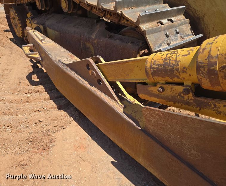 image for item EU3521 2010 Caterpillar D7E dozer