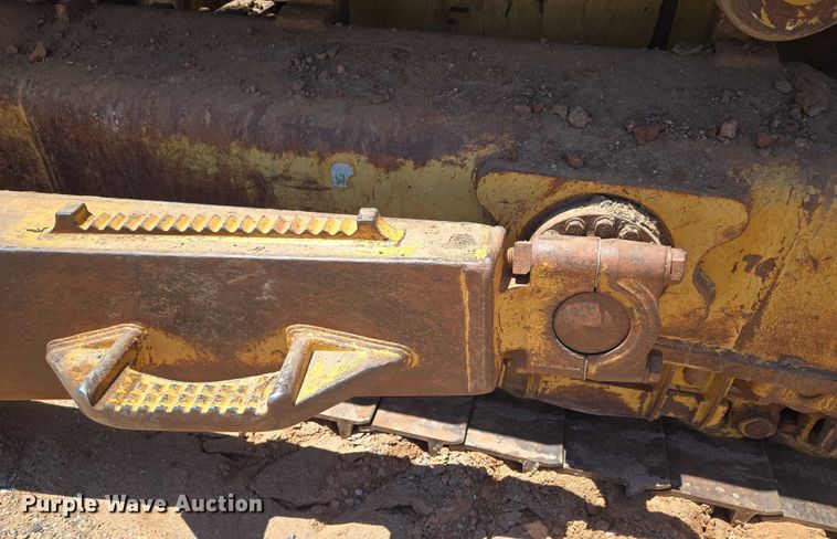 image for item EU3521 2010 Caterpillar D7E dozer