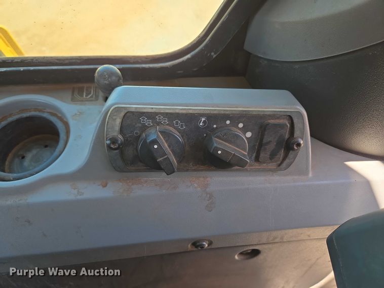 image for item EU3521 2010 Caterpillar D7E dozer