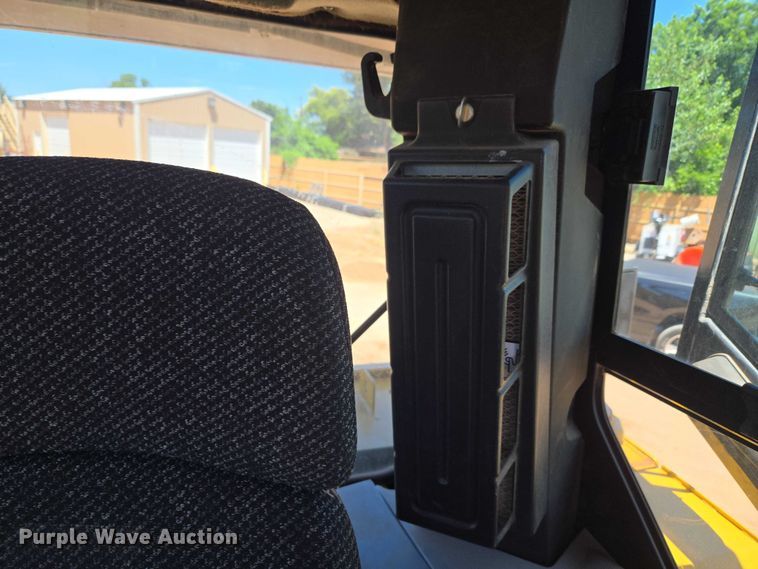 image for item EU3521 2010 Caterpillar D7E dozer