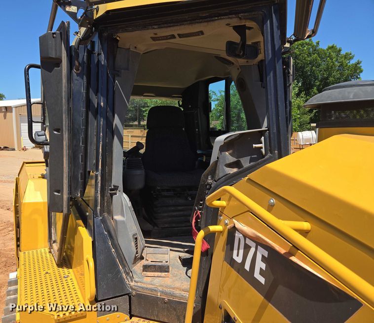 image for item EU3521 2010 Caterpillar D7E dozer