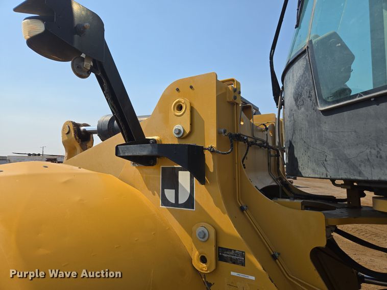 image for item FB9414 2014 Caterpillar 966M wheel loader