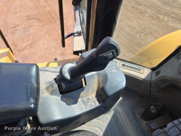 image for item FB9414 2014 Caterpillar 966M wheel loader