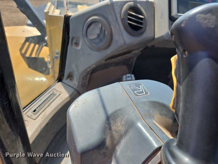 image for item FB9414 2014 Caterpillar 966M wheel loader