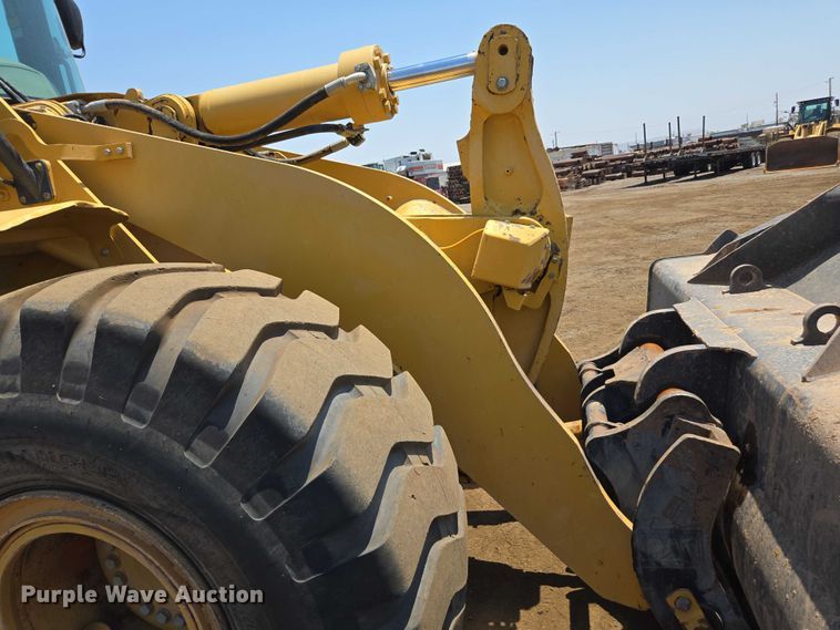 image for item FB9415 2011 Caterpillar 966K wheel loader
