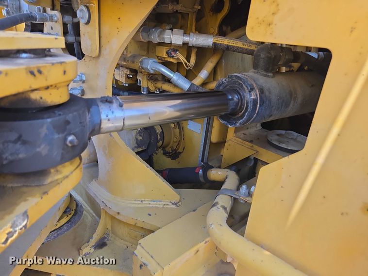 image for item FB9415 2011 Caterpillar 966K wheel loader