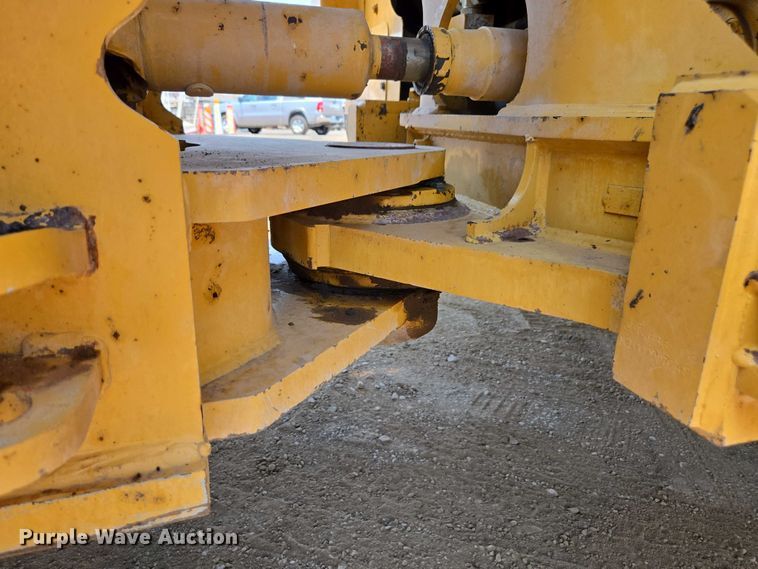 image for item FB9415 2011 Caterpillar 966K wheel loader