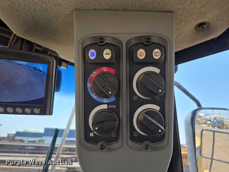 image for item FB9415 2011 Caterpillar 966K wheel loader