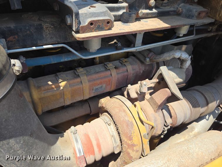 image for item FB9415 2011 Caterpillar 966K wheel loader