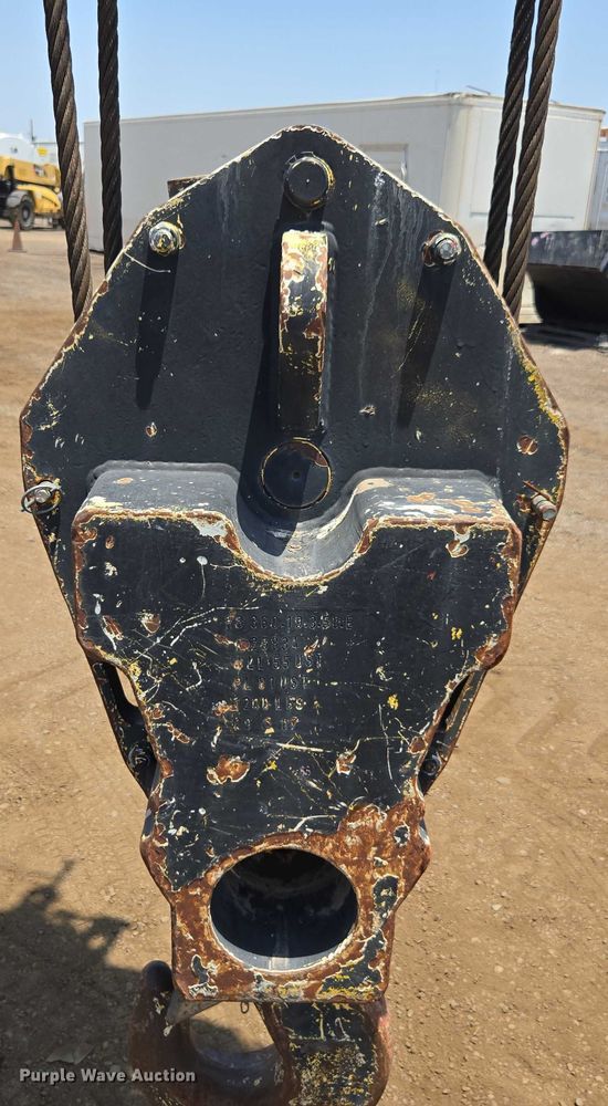 image for item FB9416 2000 Link Belt RTC-8070 crane