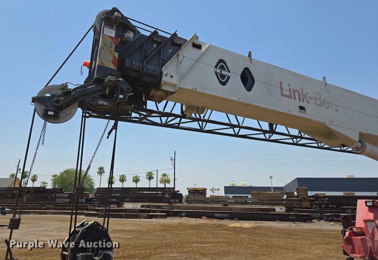 image for item FB9416 2000 Link Belt RTC-8070 crane