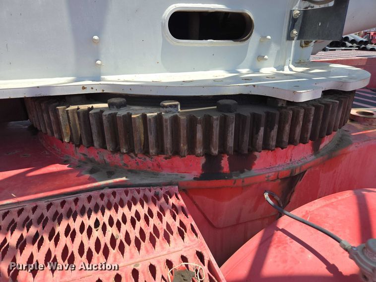 image for item FB9416 2000 Link Belt RTC-8070 crane