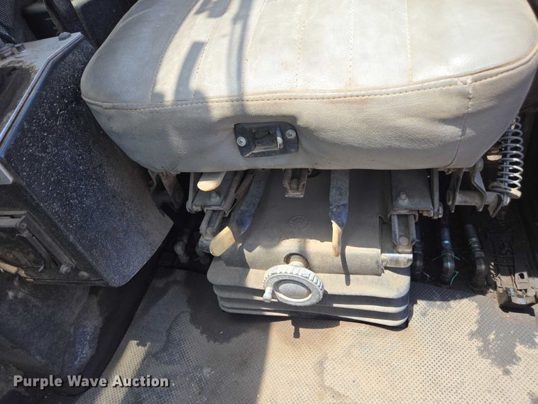 image for item FB9416 2000 Link Belt RTC-8070 crane