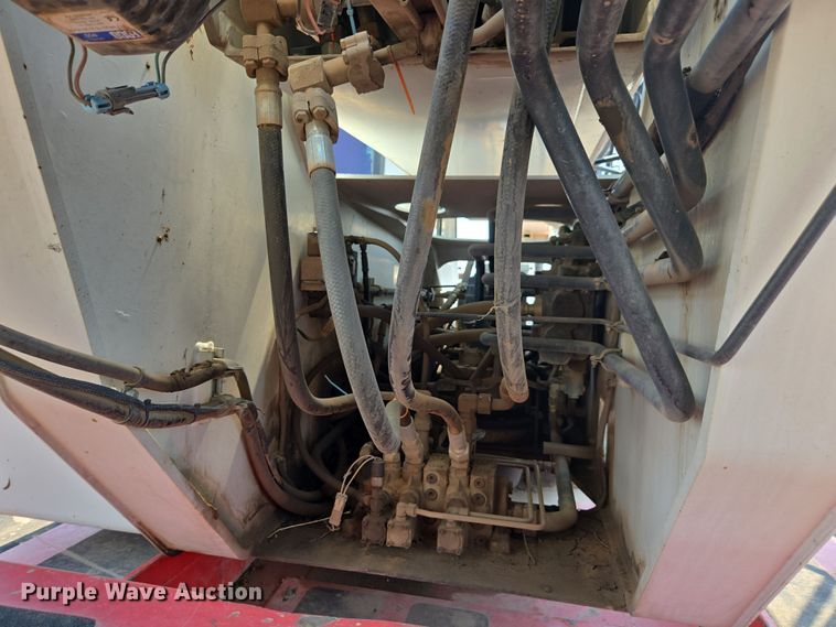 image for item FB9417 2007 Link Belt RTC-8065 crane