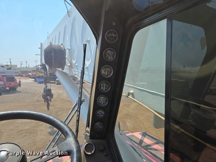 image for item FB9417 2007 Link Belt RTC-8065 crane