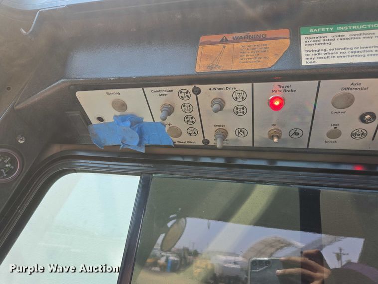 image for item FB9417 2007 Link Belt RTC-8065 crane