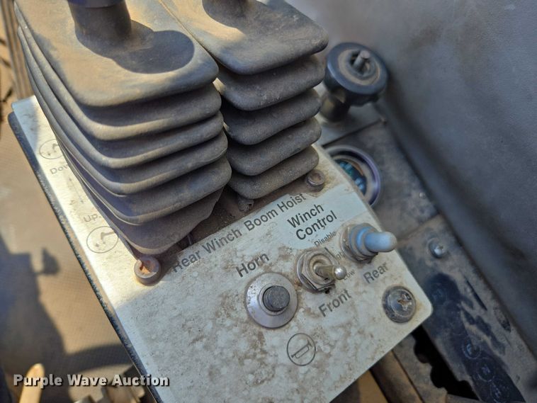 image for item FB9417 2007 Link Belt RTC-8065 crane