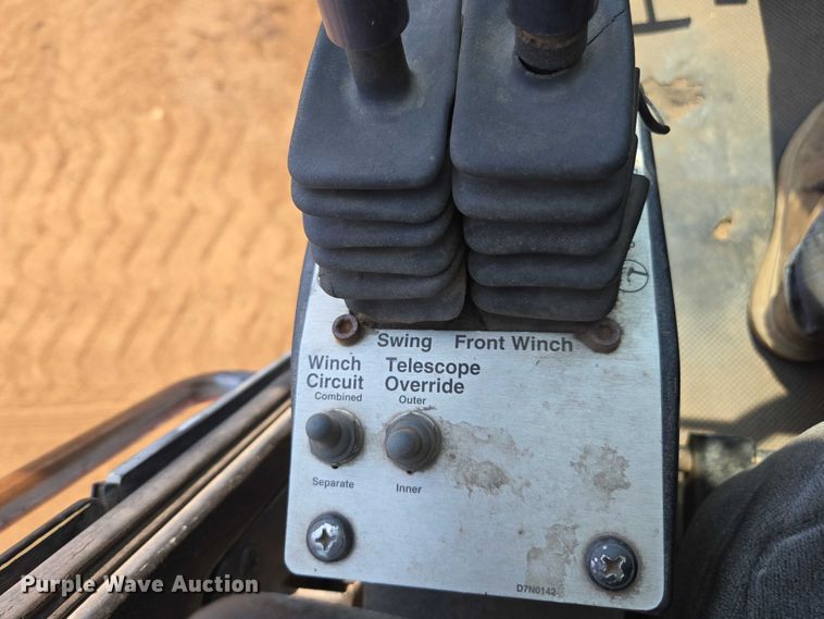 image for item FB9417 2007 Link Belt RTC-8065 crane