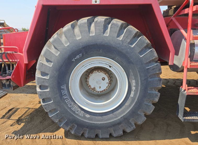 image for item FB9417 2007 Link Belt RTC-8065 crane