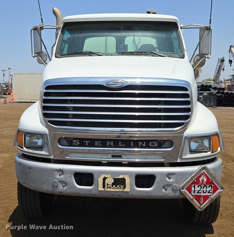 image for item FB9418 2008 Sterling L8500 fuel / lube truck