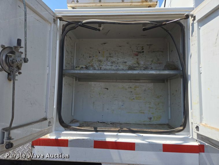 image for item FB9418 2008 Sterling L8500 fuel / lube truck