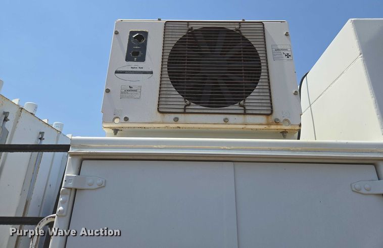 image for item FB9418 2008 Sterling L8500 fuel / lube truck