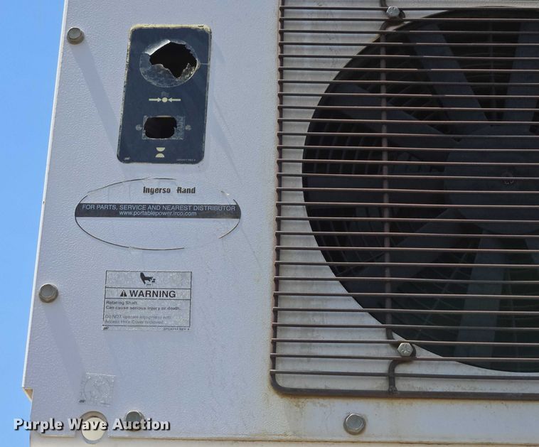 image for item FB9418 2008 Sterling L8500 fuel / lube truck