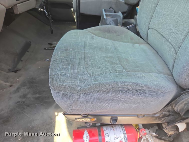 image for item FB9418 2008 Sterling L8500 fuel / lube truck