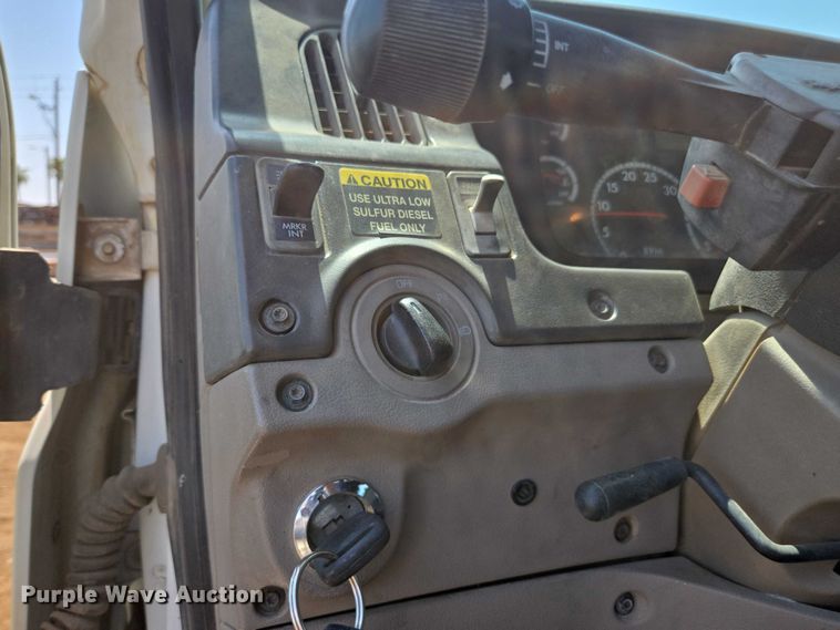 image for item FB9418 2008 Sterling L8500 fuel / lube truck