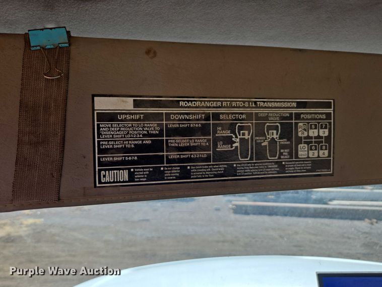 image for item FB9418 2008 Sterling L8500 fuel / lube truck