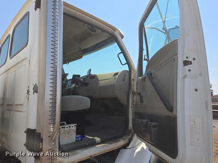 image for item FB9418 2008 Sterling L8500 fuel / lube truck