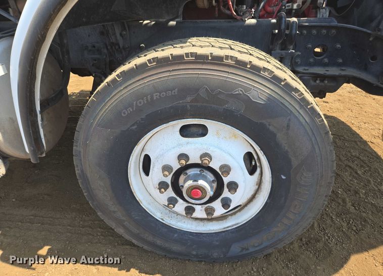 image for item FB9418 2008 Sterling L8500 fuel / lube truck