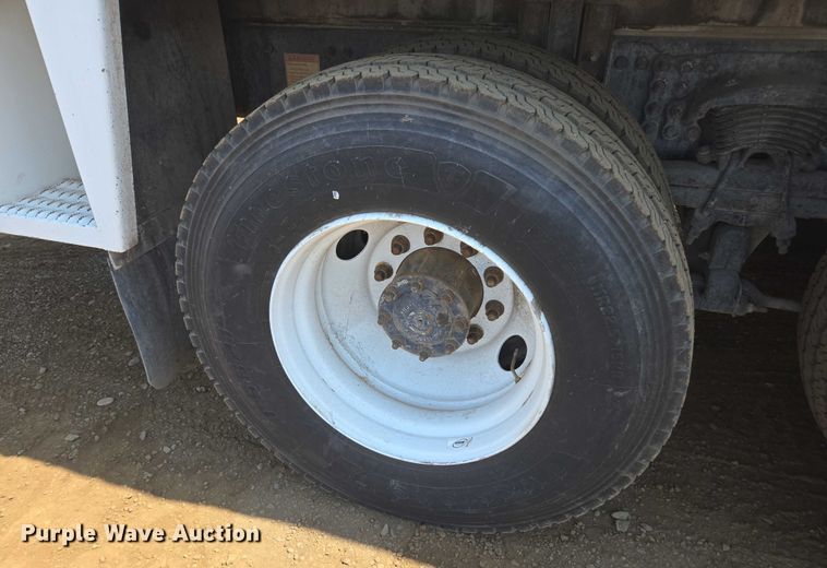 image for item FB9418 2008 Sterling L8500 fuel / lube truck