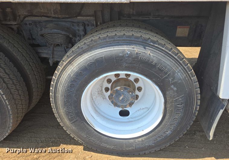 image for item FB9418 2008 Sterling L8500 fuel / lube truck