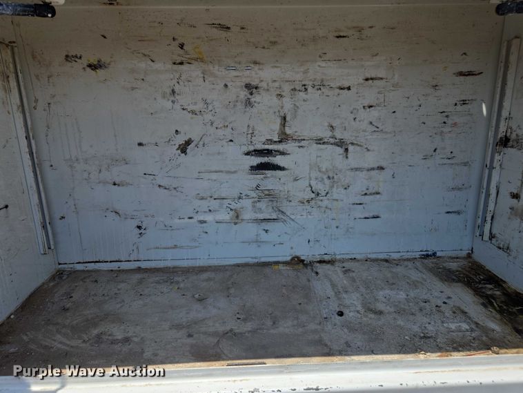 image for item FB9422 2007 Ford F750 utility / service truck