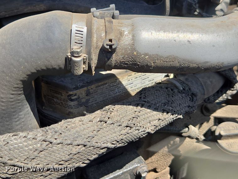 image for item FB9422 2007 Ford F750 utility / service truck