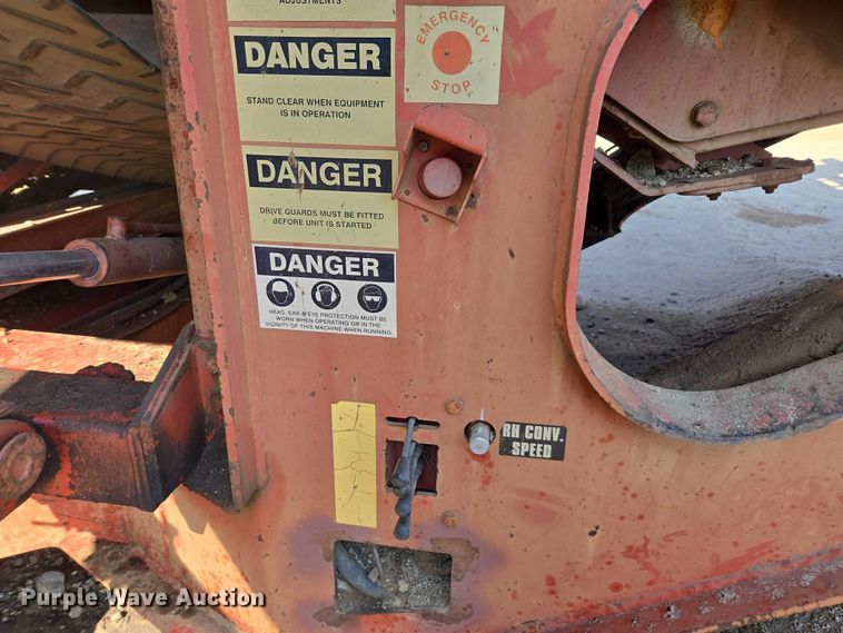 image for item FB9428 2006 Extec S3 74.9KW mobile screening plant