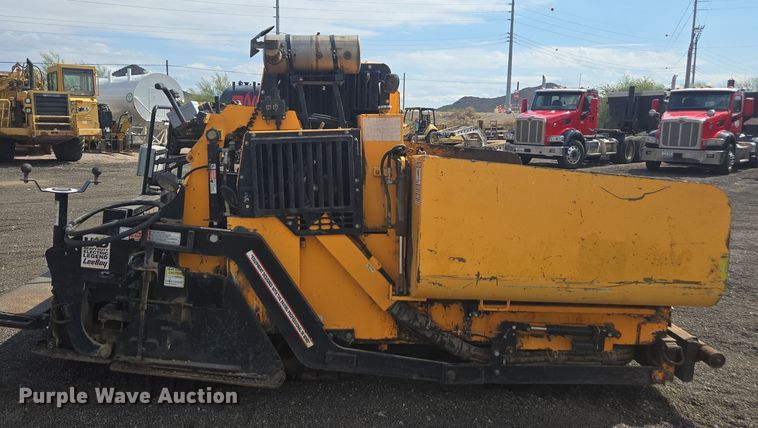 image for item FB9436 2015 Lee-Boy 8510C paver