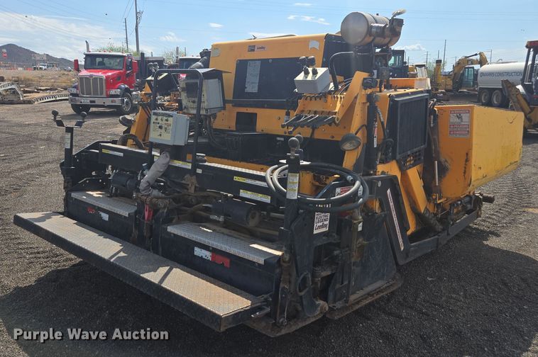 image for item FB9436 2015 Lee-Boy 8510C paver