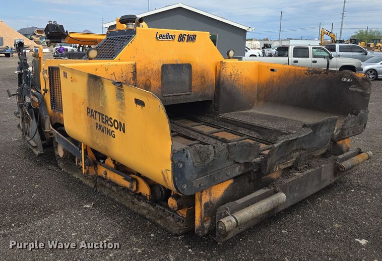 image for item FB9437 2015 Lee-Boy 8616B paver