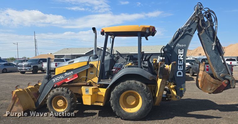 image for item FB9439 2017 John Deere 310SL backhoe