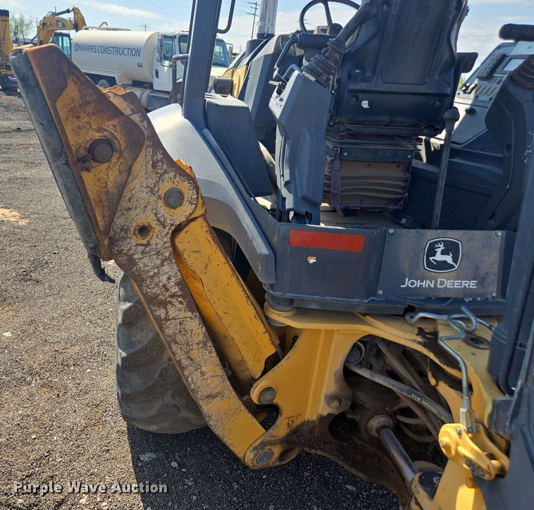 image for item FB9439 2017 John Deere 310SL backhoe