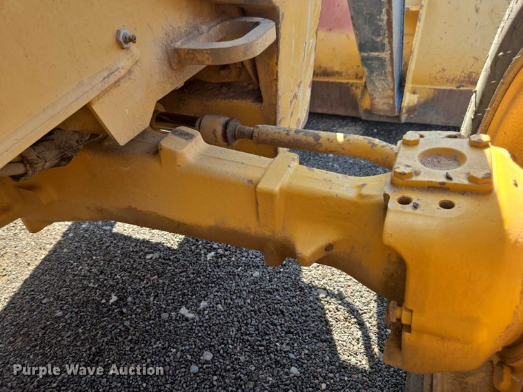 image for item FB9439 2017 John Deere 310SL backhoe