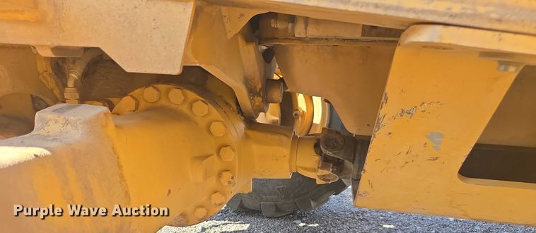 image for item FB9439 2017 John Deere 310SL backhoe