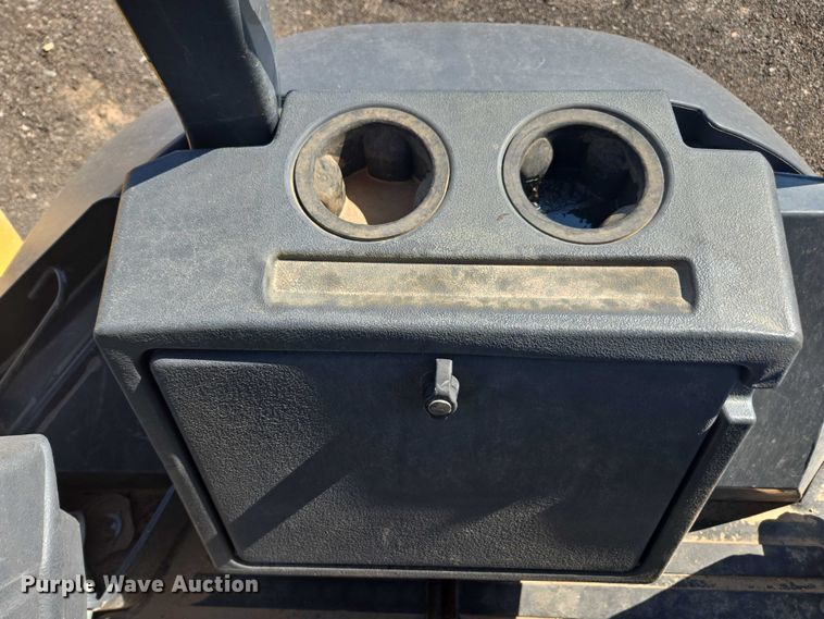 image for item FB9439 2017 John Deere 310SL backhoe