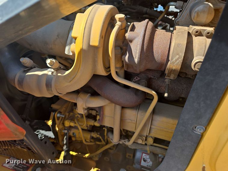 image for item FB9439 2017 John Deere 310SL backhoe