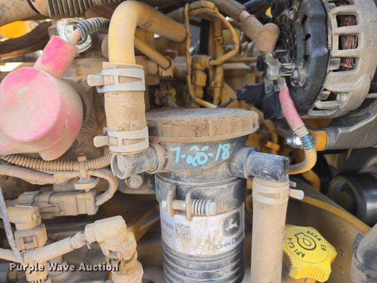 image for item FB9439 2017 John Deere 310SL backhoe