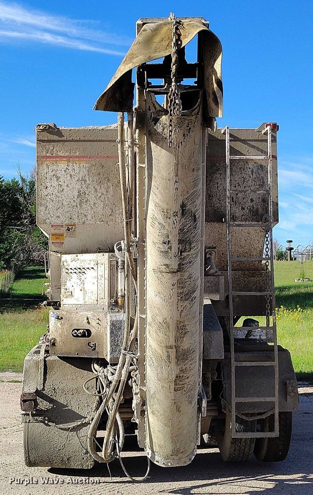 image for item IP9634 2004 Sterling L-Line volumetric concrete mixer truck