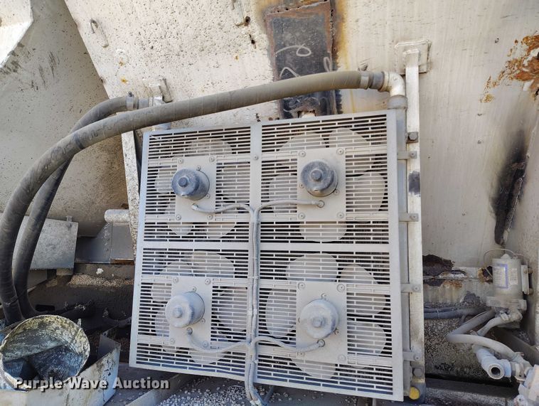 image for item IP9634 2004 Sterling L-Line volumetric concrete mixer truck