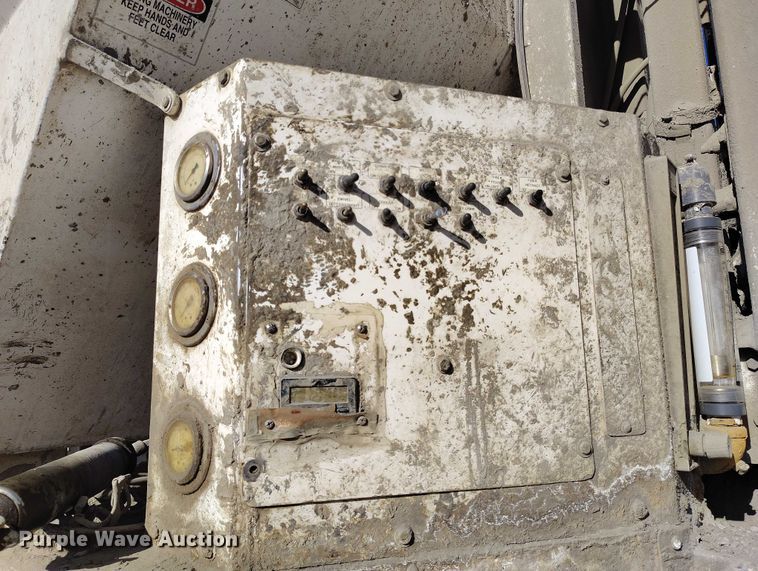 image for item IP9634 2004 Sterling L-Line volumetric concrete mixer truck